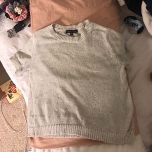 Super comfy white Kendal and Kylie T-shirt